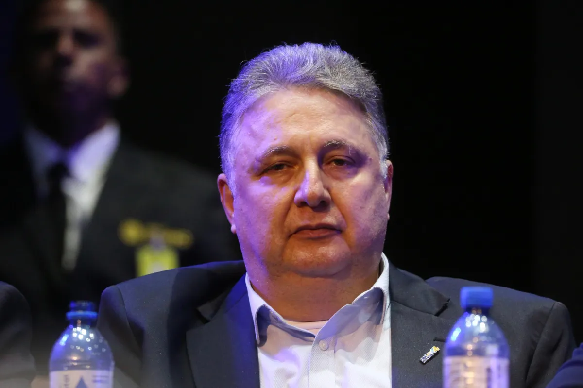 TRE-RJ proíbe Anthony Garotinho de usar fundo eleitoral e tempo de rádio e TV